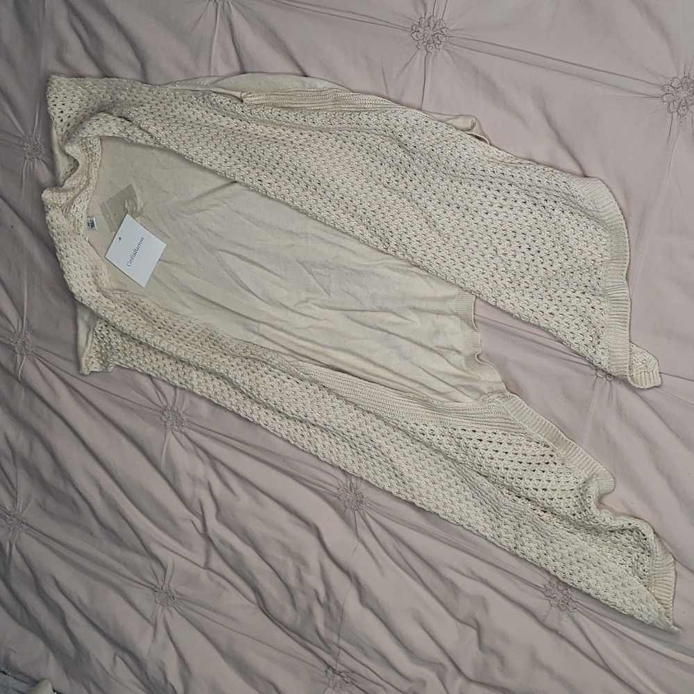 croft and barrow knit cardigan in oatmeal.  First small / medium